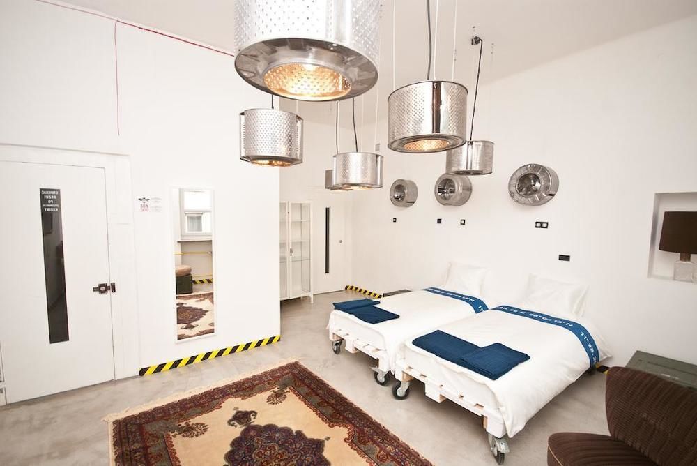Butas Loft Lot Pszczoly Warsaw